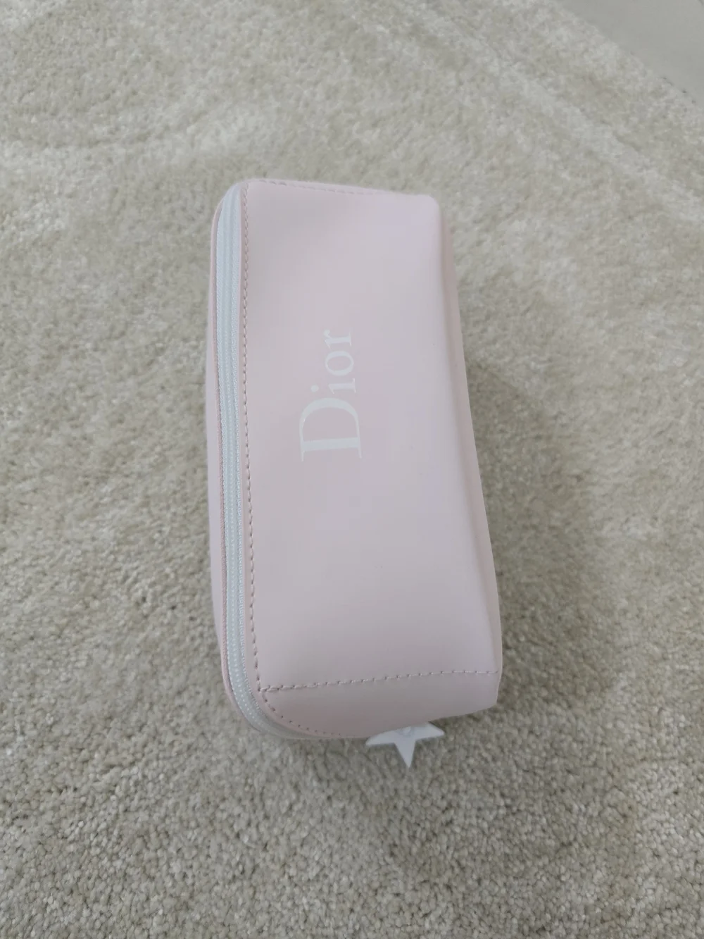 Dior Pink Cosmetic Pouch - Picture 7 of 12